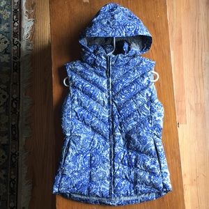 Patagonia Women’s Hooded Down Vest